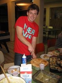 Beim Anschneiden des Kuchens Beim Anschneiden des Kuchens